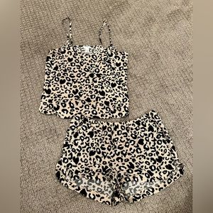 FOREVER 21 leopard print cami set size S
